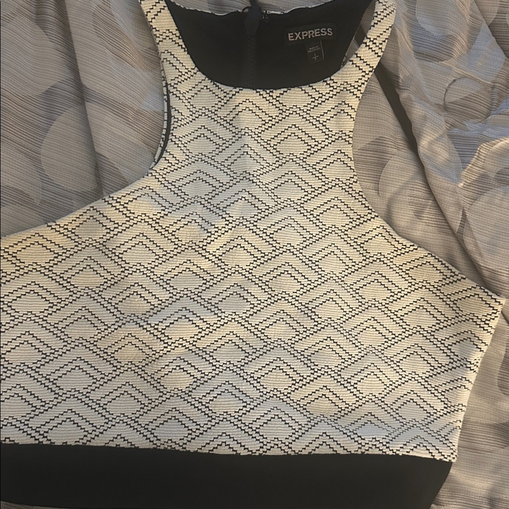 Express Two Piece Set - image 4